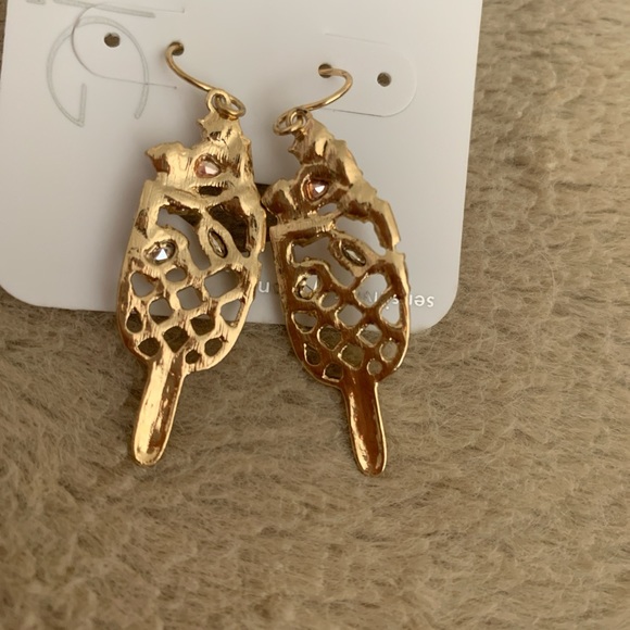 Ice cream shaped earrings - colored gems on top - gold accents - Picture 5 of 5